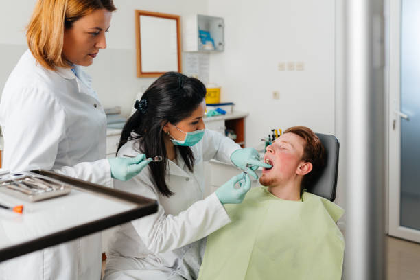 Best Emergency Tooth Extraction in Sunray, TX